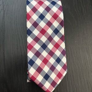 Tommy Hilfiger Checkered Tie